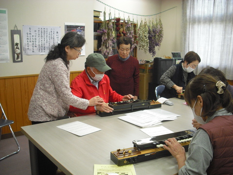 R07文化祭11-07大正琴02