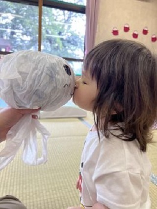 チュウ