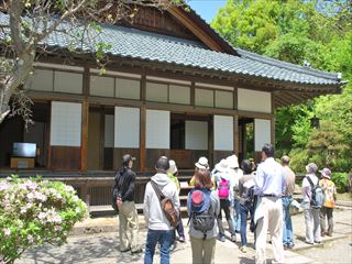 武家屋敷見学の様子.JPG