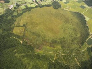 赤井谷地全景（西から）