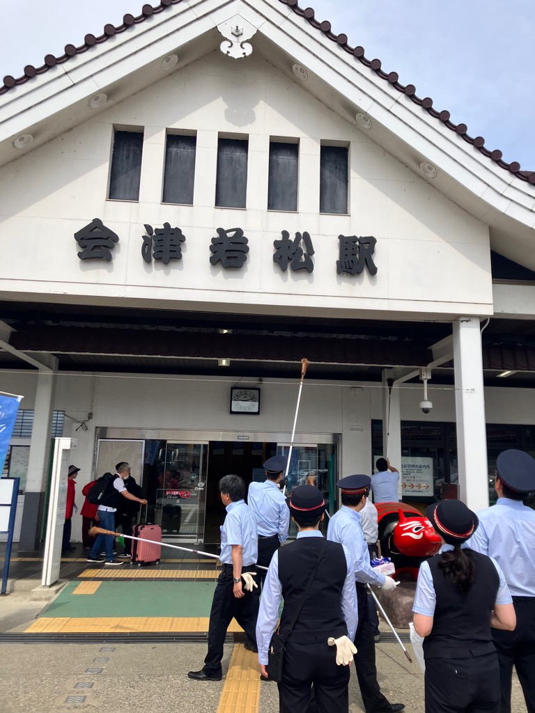 会津若松商工会議所女性会クリーン活動の様子１