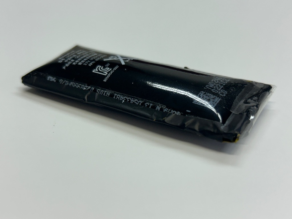 膨張した蓄電池