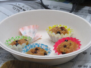 米粉の蒸しカップケーキの画像