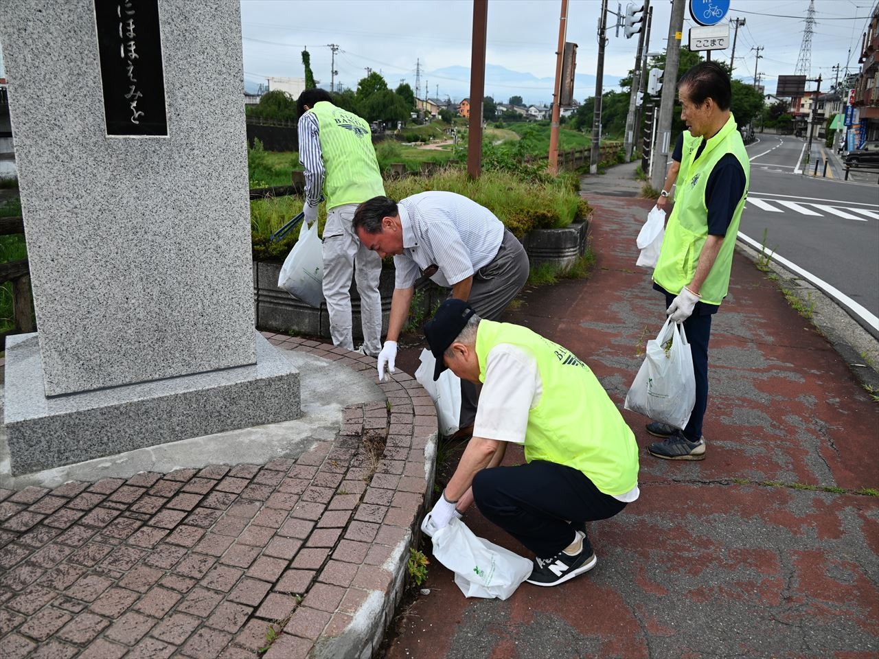 道路の清掃の写真